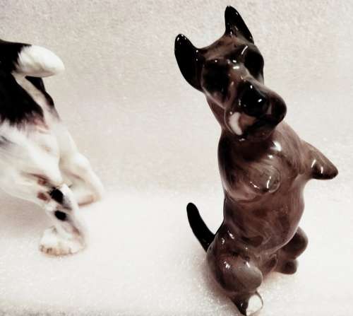 Royal Doultin 3 small printer tray dogs some damage