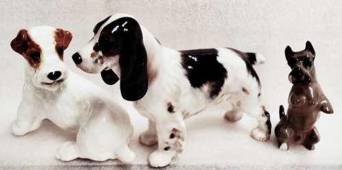Royal Doultin 3 small printer tray dogs some damage