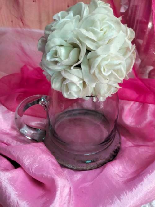 Vase Glass Shape very thick handle wide base