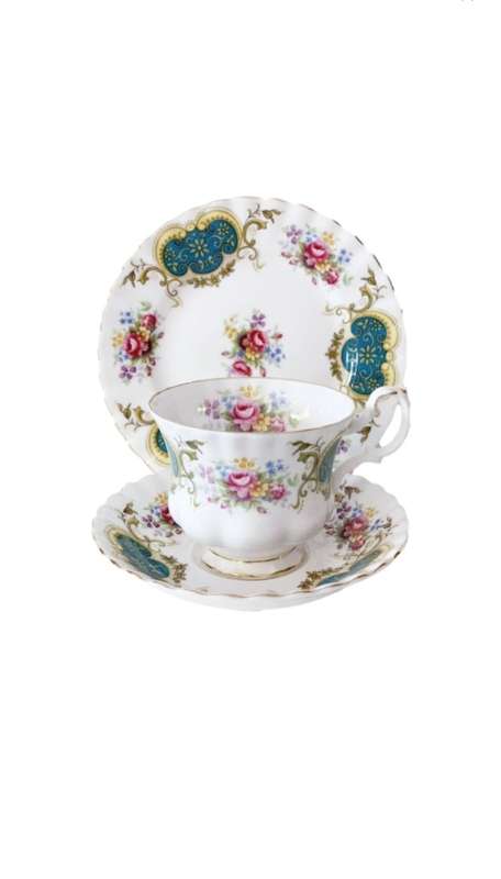 Royal Albert BERKELEY TRIO Look at my Buy Now listings No Waiting