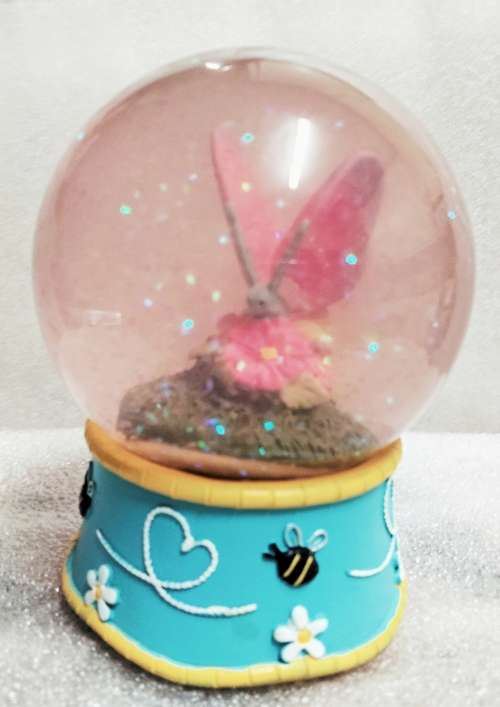 Butterfly SNOW GlobeLook At My BUY NOW listings NO WAITING