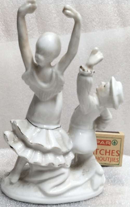 Spanish dancer figurine Porcelain Lady+Man  dorativeLookl My BUYNOW listings NO WAITING