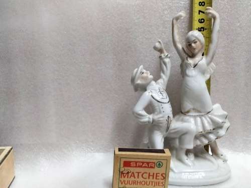 Spanish dancer figurine Porcelain Lady+Man  dorativeLookl My BUYNOW listings NO WAITING