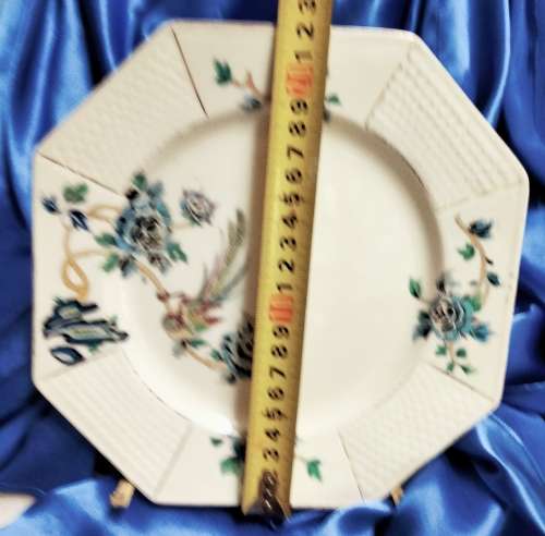 Hexagonal Wall 22cm Plate Royal Venton ring to hang