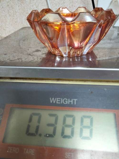 2 items Carnival glass 1 trinket bowl + 1 Jeannette glass lid lovely finial not set