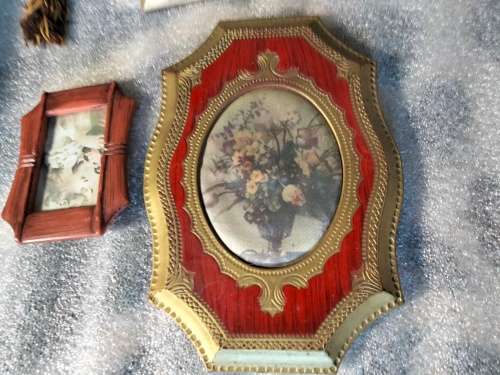 5 mix FRAMES* PICTURES some have small art inside