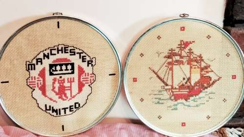 2 Metal tapestry rings 28cm tapestrys Sail ship other Manchester United