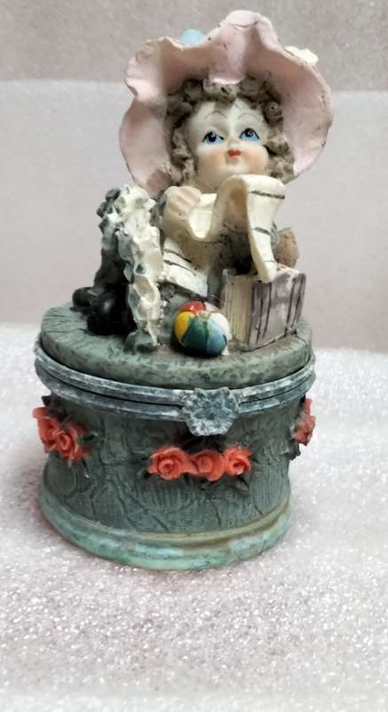 Pill box lift up hinged lid Girl Figurine Lovely LOOK At My BUY NOW Listing NO WAITING