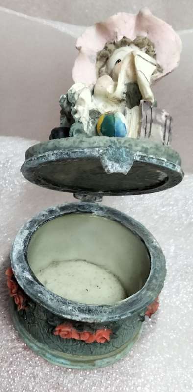 Pill box lift up hinged lid Girl Figurine Lovely LOOK At My BUY NOW Listing NO WAITING