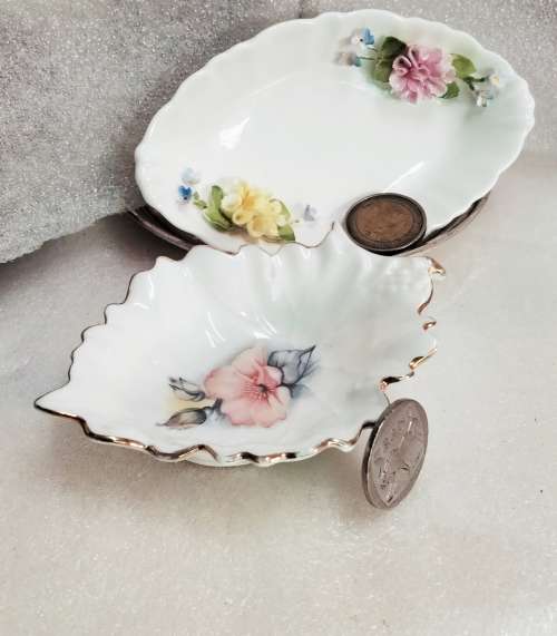1Coalport built up flowers+Leonardo Collection Trinket PIN trays*Look At My BUY NOW items*NO WAITING