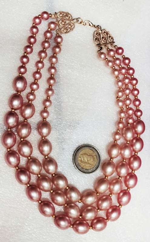 Necklace PINK Bib 3 strand Pearls degrees of Pink graduating sizes
