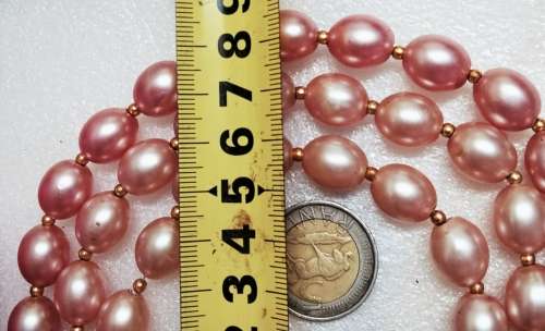 Necklace PINK Bib 3 strand Pearls degrees of Pink graduating sizes
