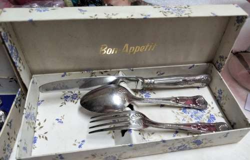 Knife Fork Spoon -Kings Pattern Box sets consist of fork knife Spoon available 2