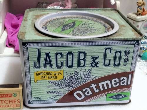 TIN JACOBS Oatmeal biscuits tin