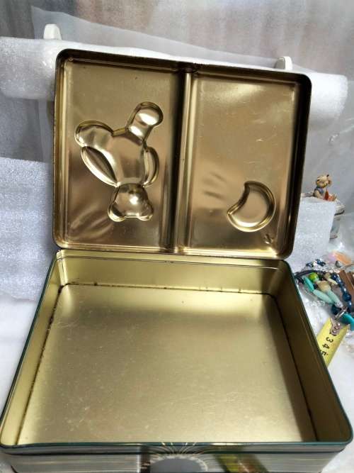 7 Christmas ornaments+The Silver Crane company 1995 Christmas Teddy  holiday book tin