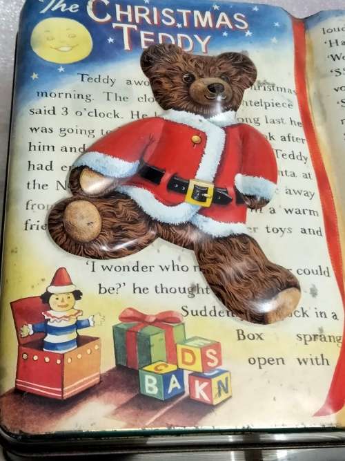 7 Christmas ornaments+The Silver Crane company 1995 Christmas Teddy  holiday book tin