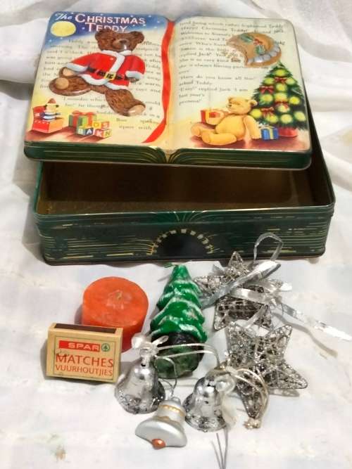 7 Christmas ornaments+The Silver Crane company 1995 Christmas Teddy  holiday book tin