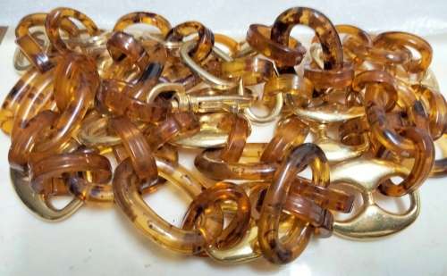 Baltic amber simulated -Belt with decorative gold tone metal spacers