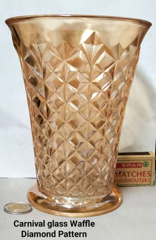 Vase  - Carnival glass Waffle Diamond Pattern Condition perfect