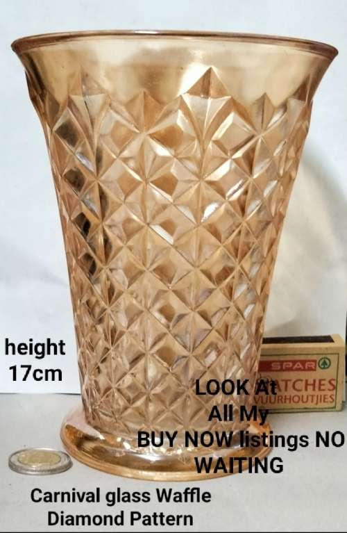 Vase  - Carnival glass Waffle Diamond Pattern Condition perfect