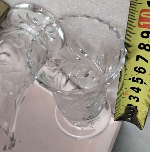 VASES POSY - 2 Rose pattern CRYSTAL cut glass Edge design pedestal  base Matching set