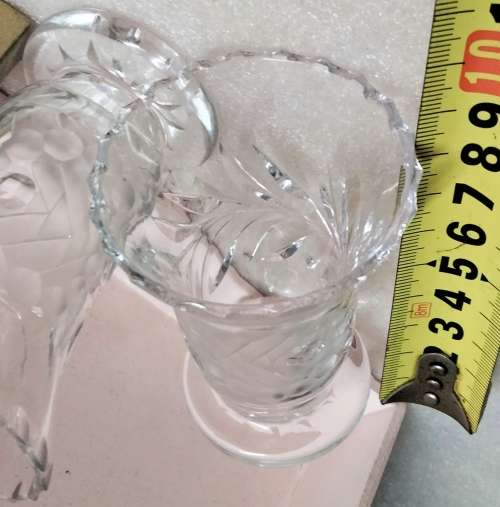 VASES POSY - 2 Rose pattern CRYSTAL cut glass Edge design pedestal  base Matching set