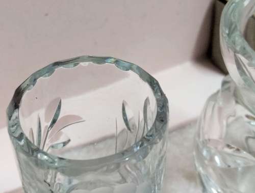 VASES POSY- 2  Rose pattern CRYSTAL cut glass Edge design 1 pedestal  base EXQUISITE