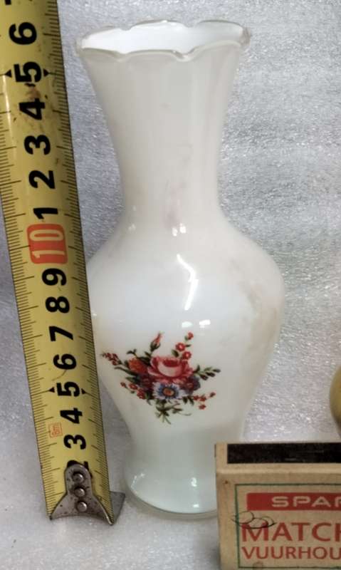 Opaline White cased frilled edges Vase+1 Green Murano Vase Look at my Buy Now listings No Waiting