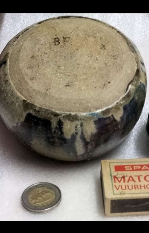 VASE- pottery Drip glaze beautiful wire to hold flowers LOOK At All My BUY NOW listings NO WAITING