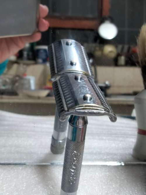 Red Ring Eclipse DE safety Razor working Sheffield England LOOK At My BUY NOW listings NO WAITING