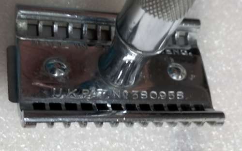 Red Ring Eclipse DE safety Razor working Sheffield England LOOK At My BUY NOW listings NO WAITING