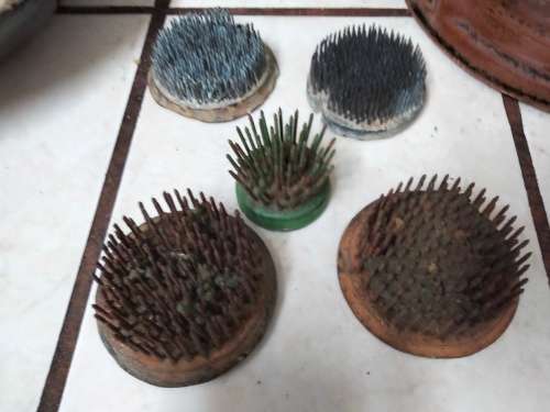 5 Metal flower frogs Assorted sizes and conditions not cleaned