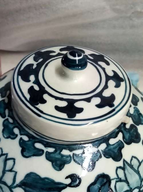 Vase or Ginger Jar VOC Commemorative