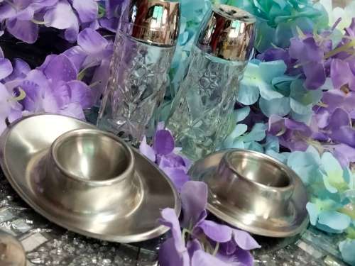 2 Salts hobstar crystal pressed glass+2 stainless steel egg cuptrays
