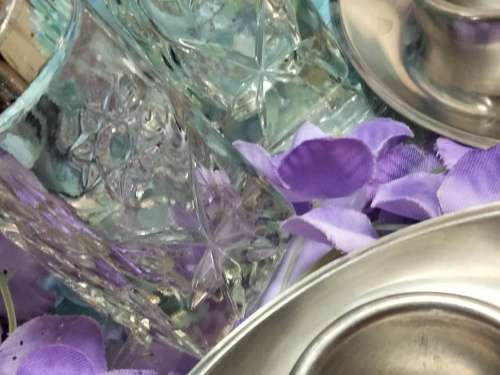 2 Salts hobstar crystal pressed glass+2 stainless steel egg cuptrays