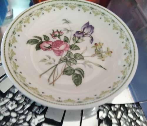 Royal Doulton 1990 Pintray No  H 5185 LOOK At  My*BUY NOW LISTINGS*NO WAITING
