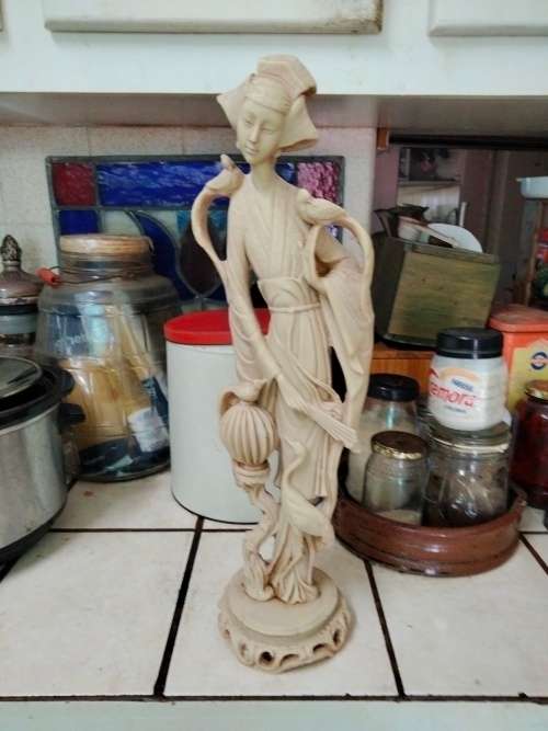 LADY ORIENTAL - Intricately carved details  COMPOSITE materials