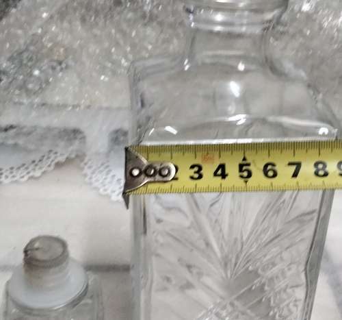 DECANTER +Stopper Crystal cut diamond + furn base stamp ITALY 5 LOOK At My BUY Listings NO WAITING