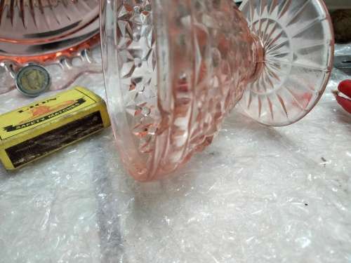 Pink lace cake Plate Glass Anchor Hocking cut outs edge +Note free 2 pink glass Cups have chips