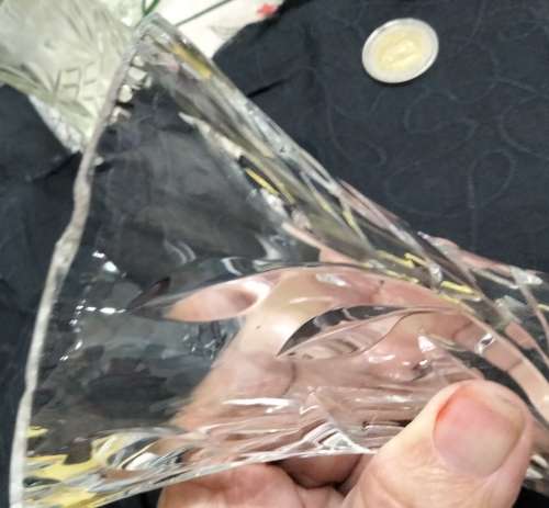 VASE - CUT GLASS LEAD CRYSTAL Brierley Rose Cut* Thumbies* Star base Rim Chips