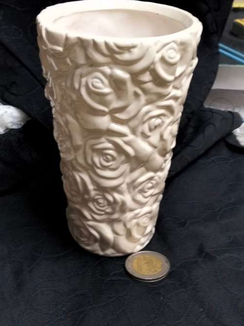 VASE-  ceramic ROSES Embossed covered in ROMANTIC roses LOOK At My BUY NO