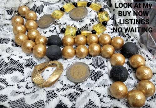 Necklace+Scarf+bracelet - beads black +Gold smaller*bracelet Acrylic br+Scarf holder gold tone metal