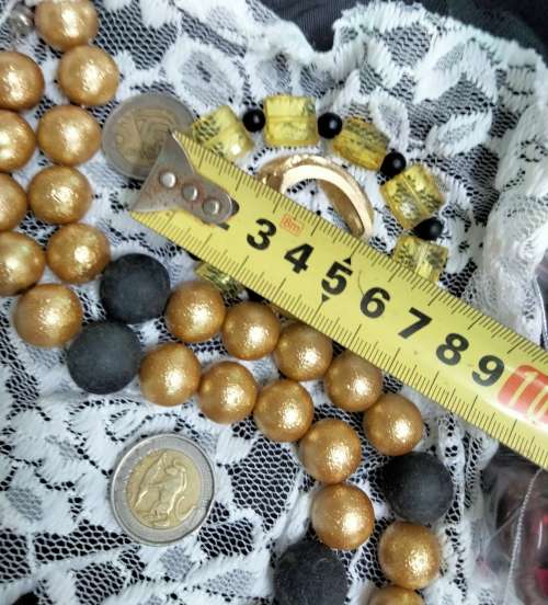 Necklace+Scarf+bracelet - beads black +Gold smaller*bracelet Acrylic br+Scarf holder gold tone metal