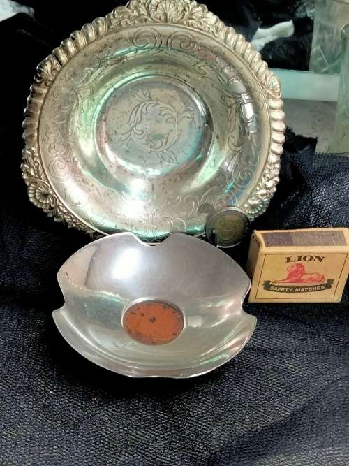 2 pin trays1 Coin center Trinket +1Tricorner*Look At My BUY NOW Listing*NO WAITING