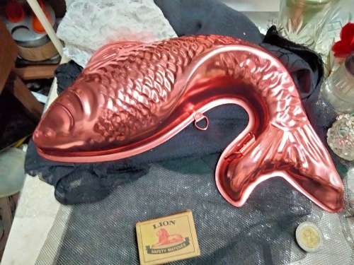1Pineapple+1Fish metal Mould mousse or Kitchen wall decor LOOK at All My BUY NOW listings NO WAITING