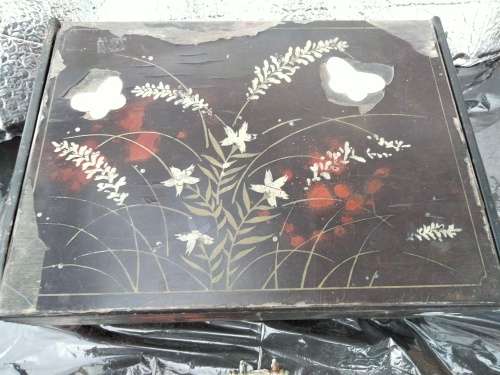 ORIENTAL Trinket box hinged lid*Mirror*draw*Inlaid Mother of Pearl Butterflys* Distressed