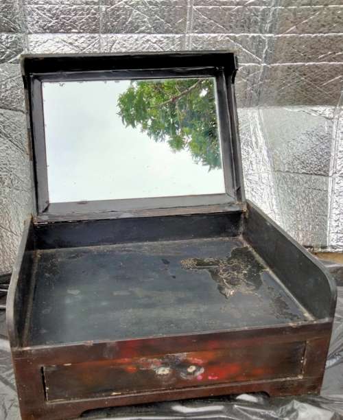 ORIENTAL Trinket box hinged lid*Mirror*draw*Inlaid Mother of Pearl Butterflys* Distressed