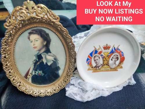 Picture of Very young beautiful Queen Elizabeth HRH Gold tone Frame + family ceramic PinTray