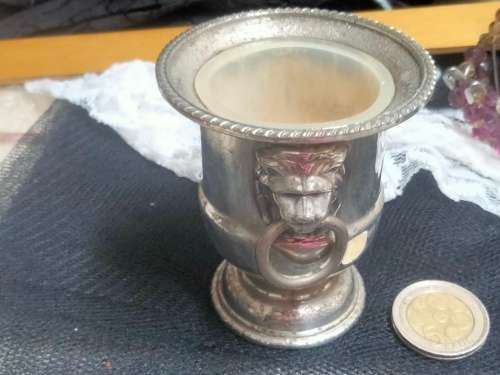 Vase - Posy Urn*Viners  Sheffield Silver *2 Lion heads side LOOK At My BUY NOW items NO WAITING