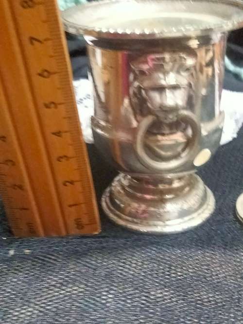 Vase - Posy Urn*Viners  Sheffield Silver *2 Lion heads side LOOK At My BUY NOW items NO WAITING